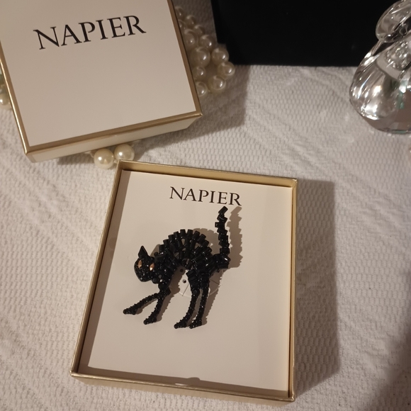 Napier Black Cat Brooch 🐈⬛ Halloween Pin - Picture 13 of 14